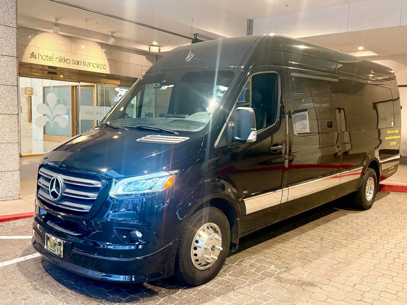 Mercedes Executive Sprinter - Luxury luxury-sprinter available for rent in Northern California. Professional chauffeur service included.