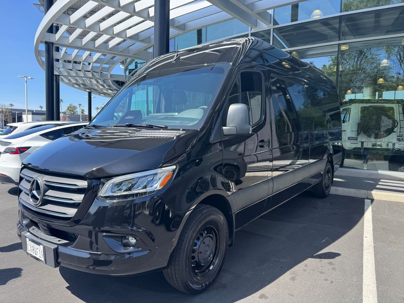 Shuttle Sprinter Van - Luxury luxury-sprinter available for rent in Northern California. Professional chauffeur service included.